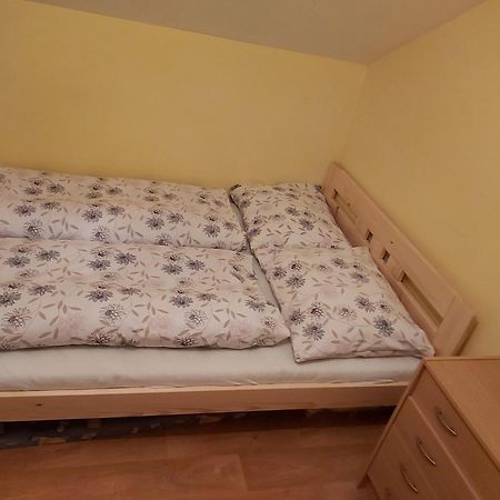 Chata Adrian Slovak Paradise Spišské Tomášovce Szoba fotó